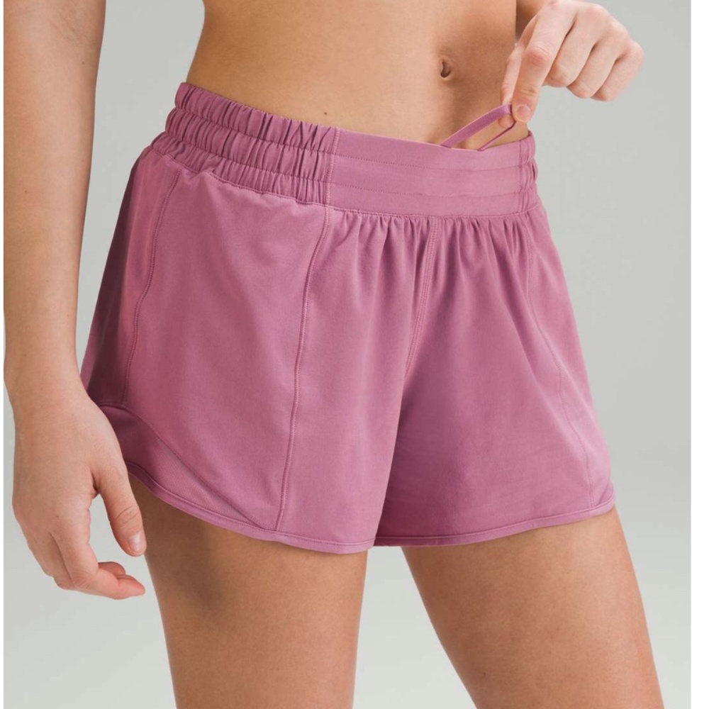 Lululemon Hotty Hot Low-Rise Lined Short 4" Dusty Rose